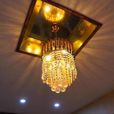 National Hotel Lahore Buitenkant foto