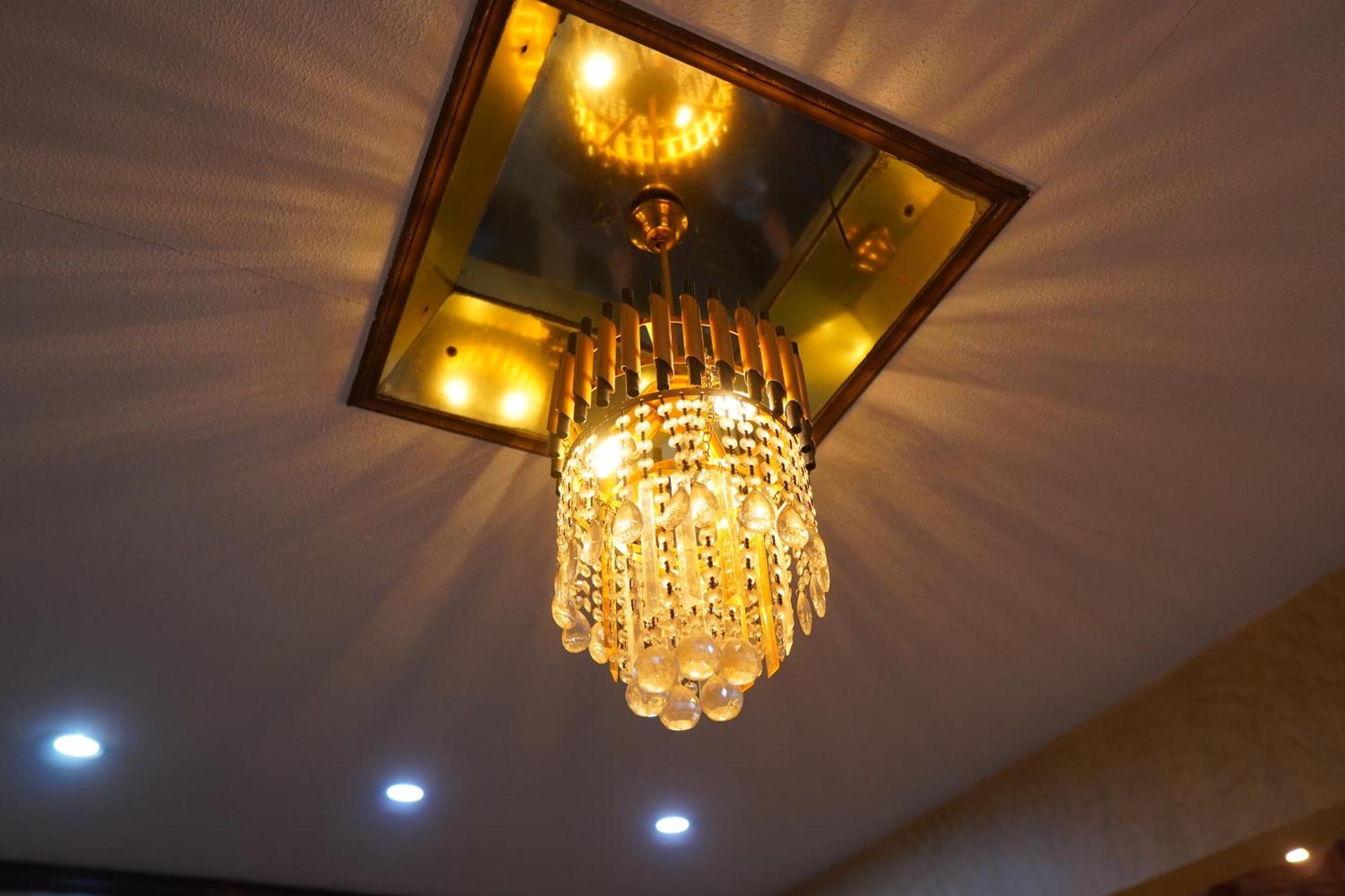 National Hotel Lahore Buitenkant foto